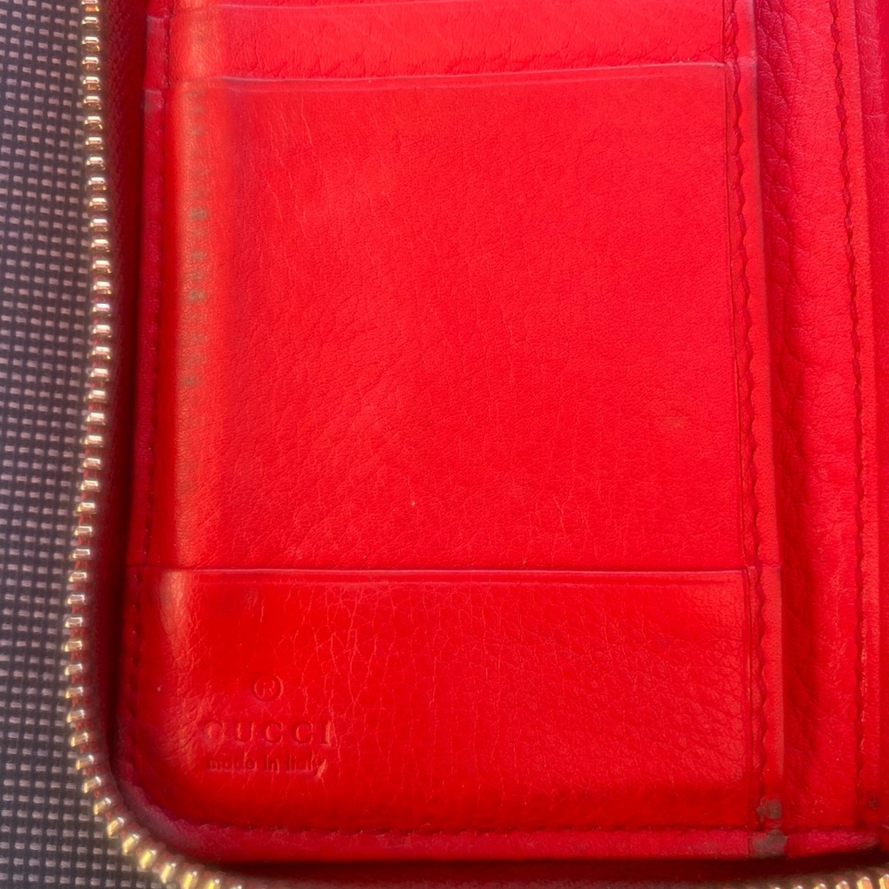 Gucci Soho leather wallet! - Picture 6 of 8